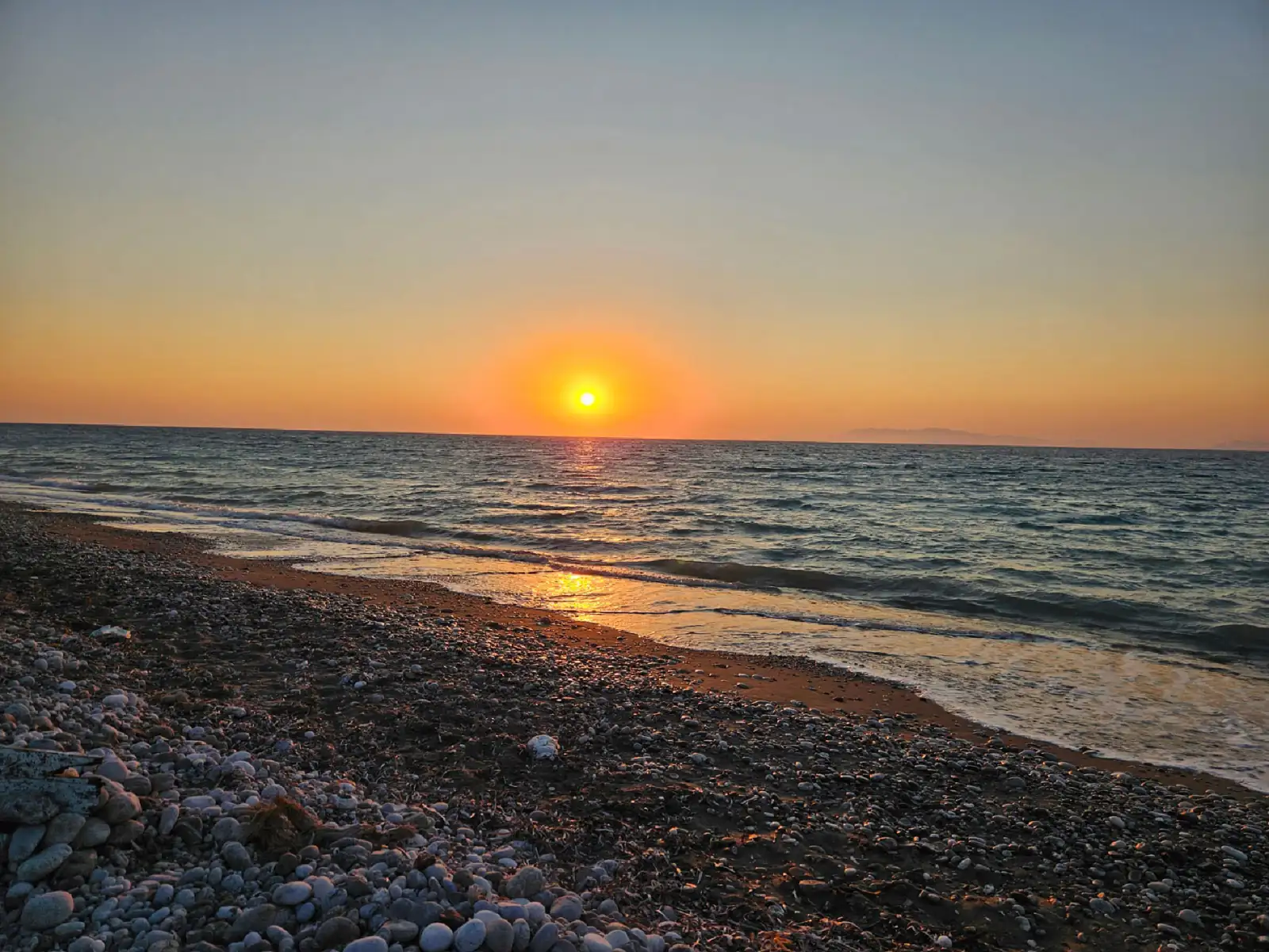 Kremasti Beach